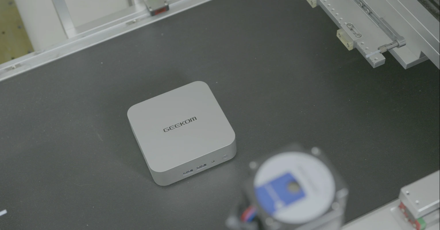 GEEKOM MINI PC