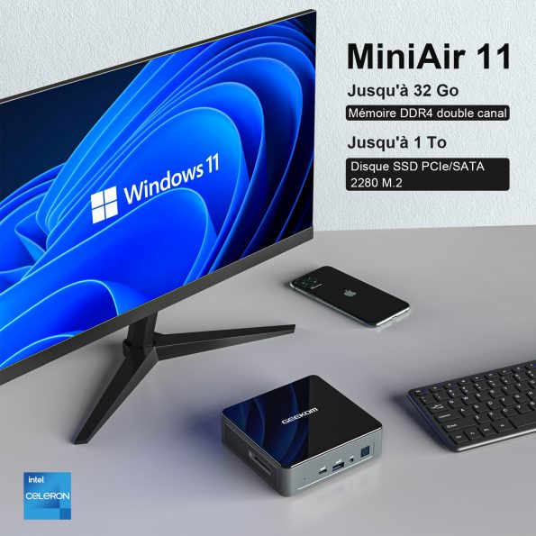 GEEKOM Mini PC MiniAir 11 sur la Table