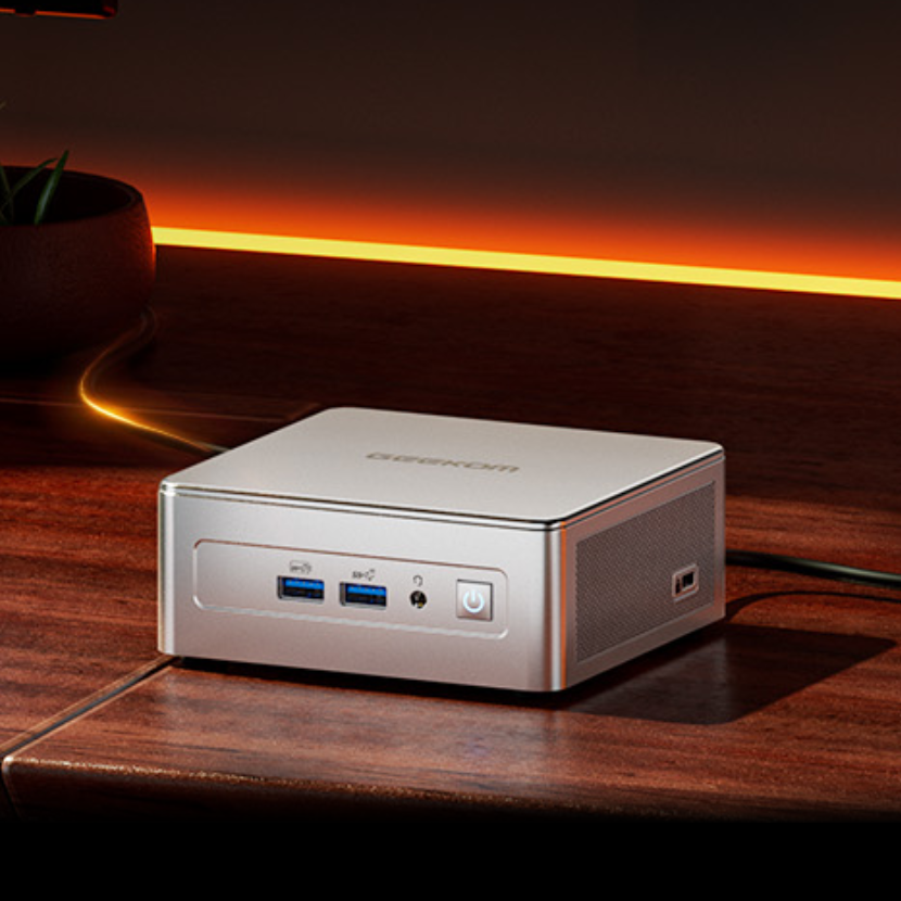 GEEKOM AE8 MINI PC