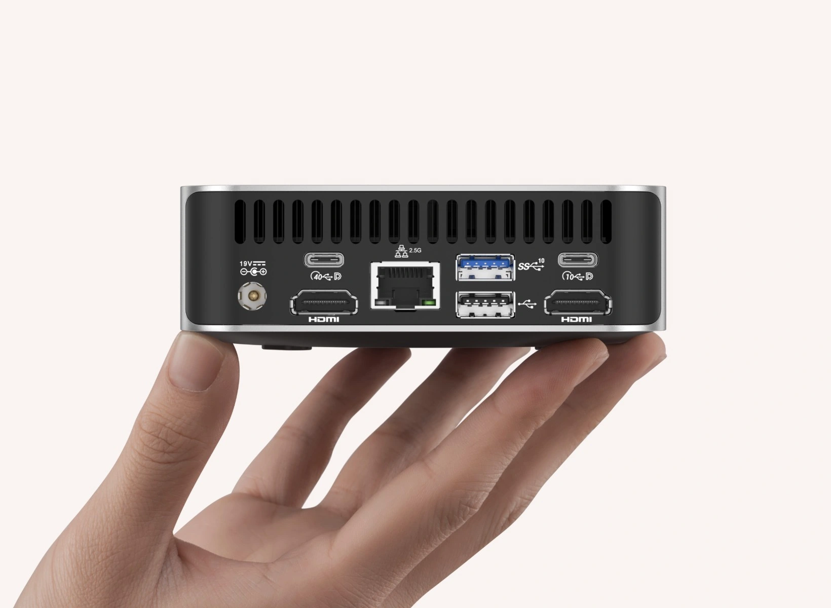 GEEKOM MINI PC A6 petite taille