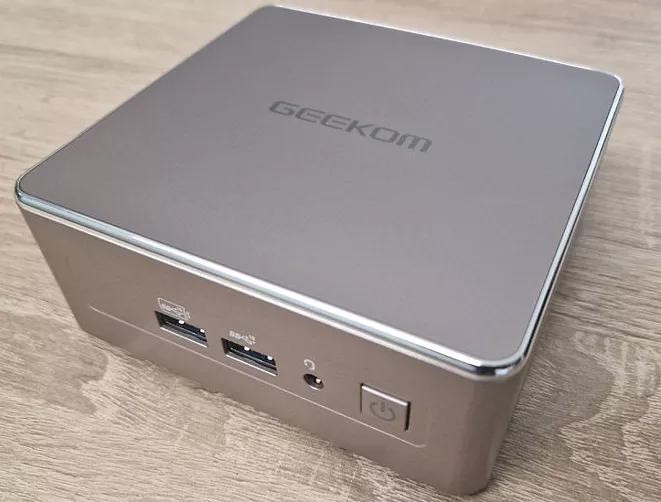 geekom-mini-pc-1