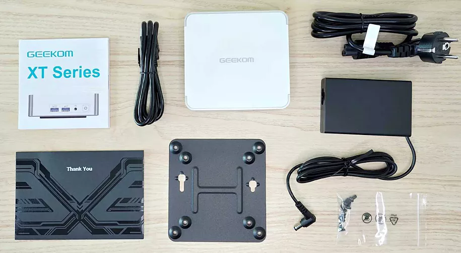 geekom mini pc xt12 pro